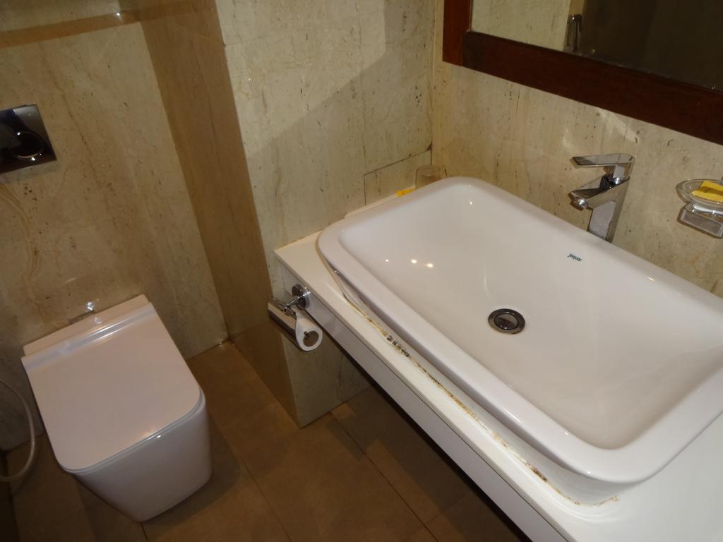 Keys Select By Lemon Tree Hotels, Malabar Gate, Kozhikode Exteriör bild