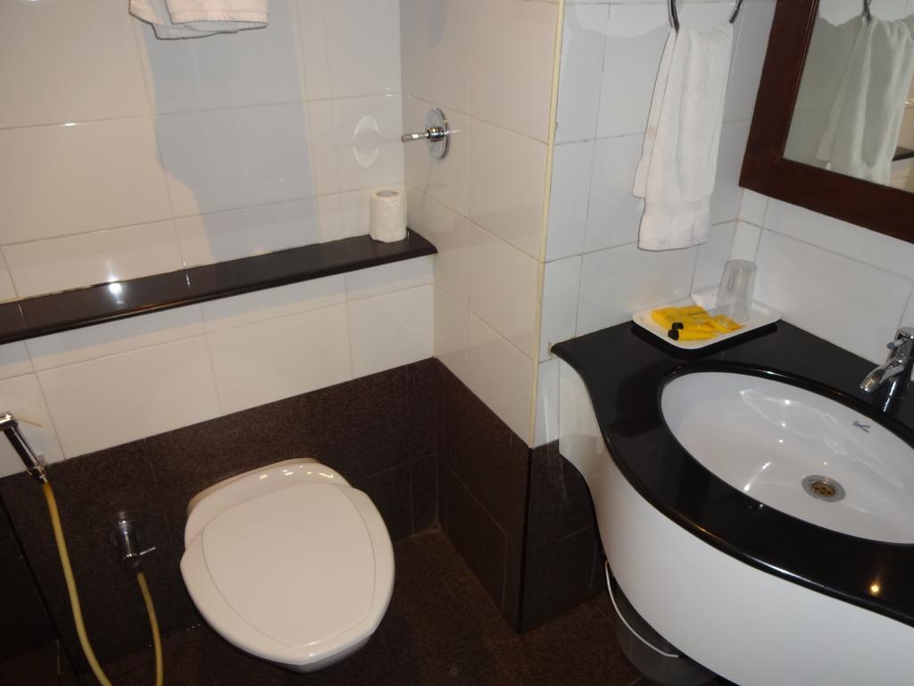 Keys Select By Lemon Tree Hotels, Malabar Gate, Kozhikode Exteriör bild